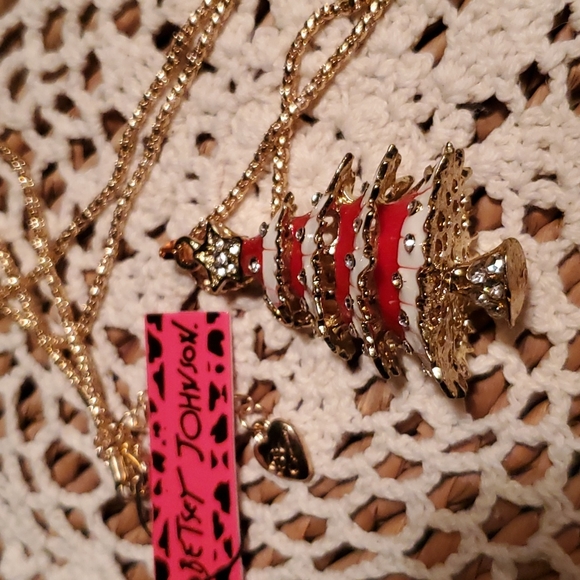 NWTO Betsey Johnson Christmas tree necklace - Picture 5 of 7